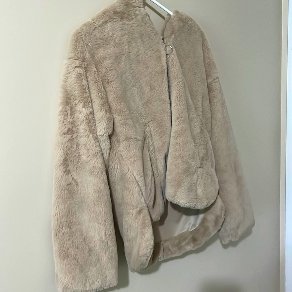 Angel Kiss Fluffy Jacket